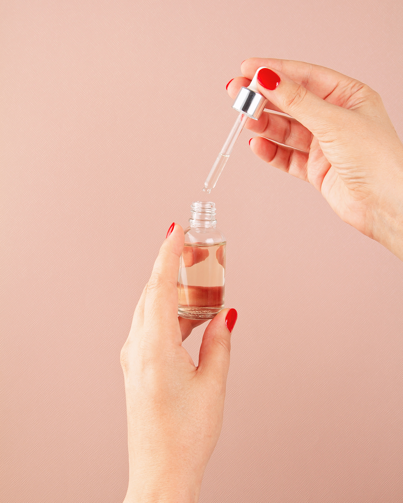 Best skin care oil at Endless Esthetics in Monroe, WA.
