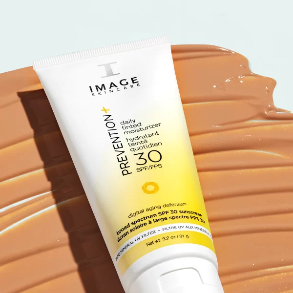 PREVENTION+ daily tinted moisturizer SPF 30 - Image 2